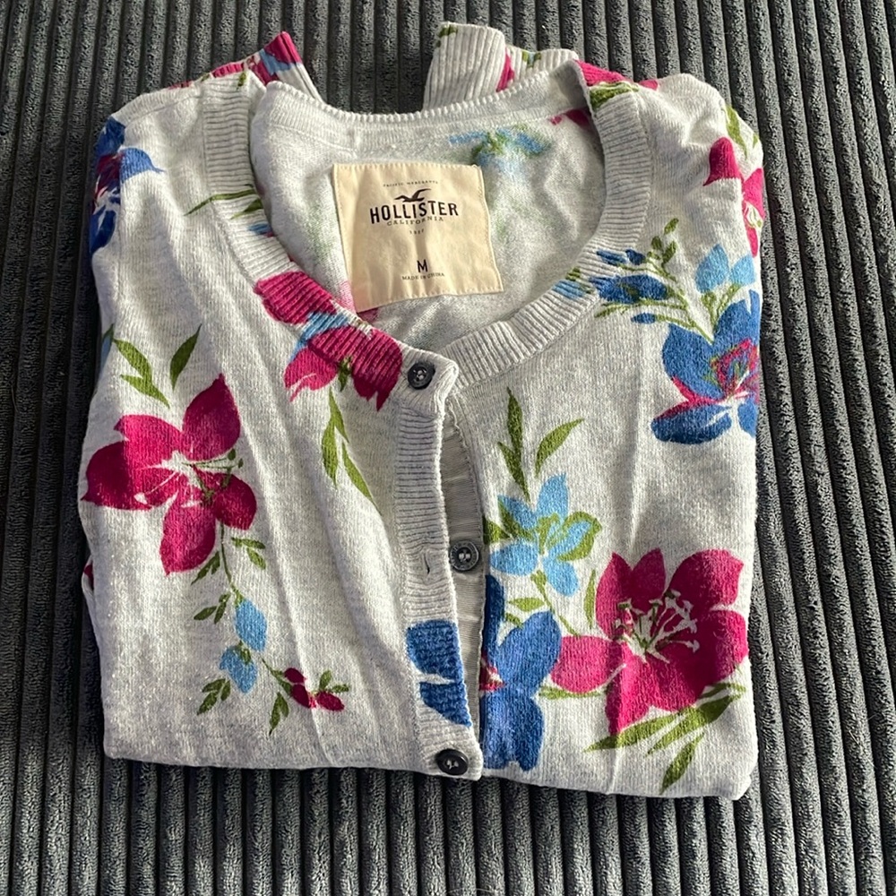 Y2K Women’s Hollister Cardigan